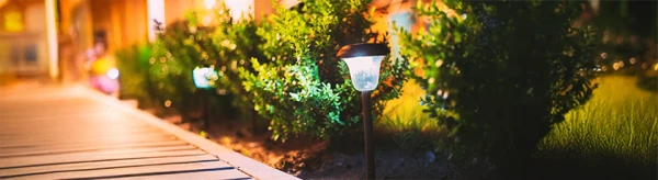Lampy solarne zewnętrzne